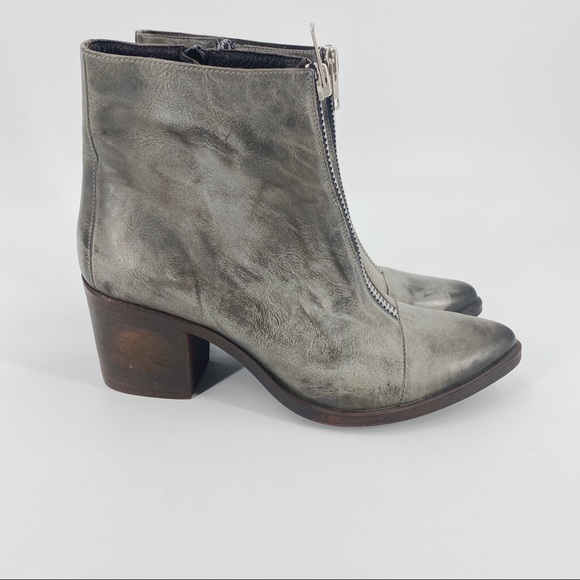 Freebird Claire distressed grey ankle boots